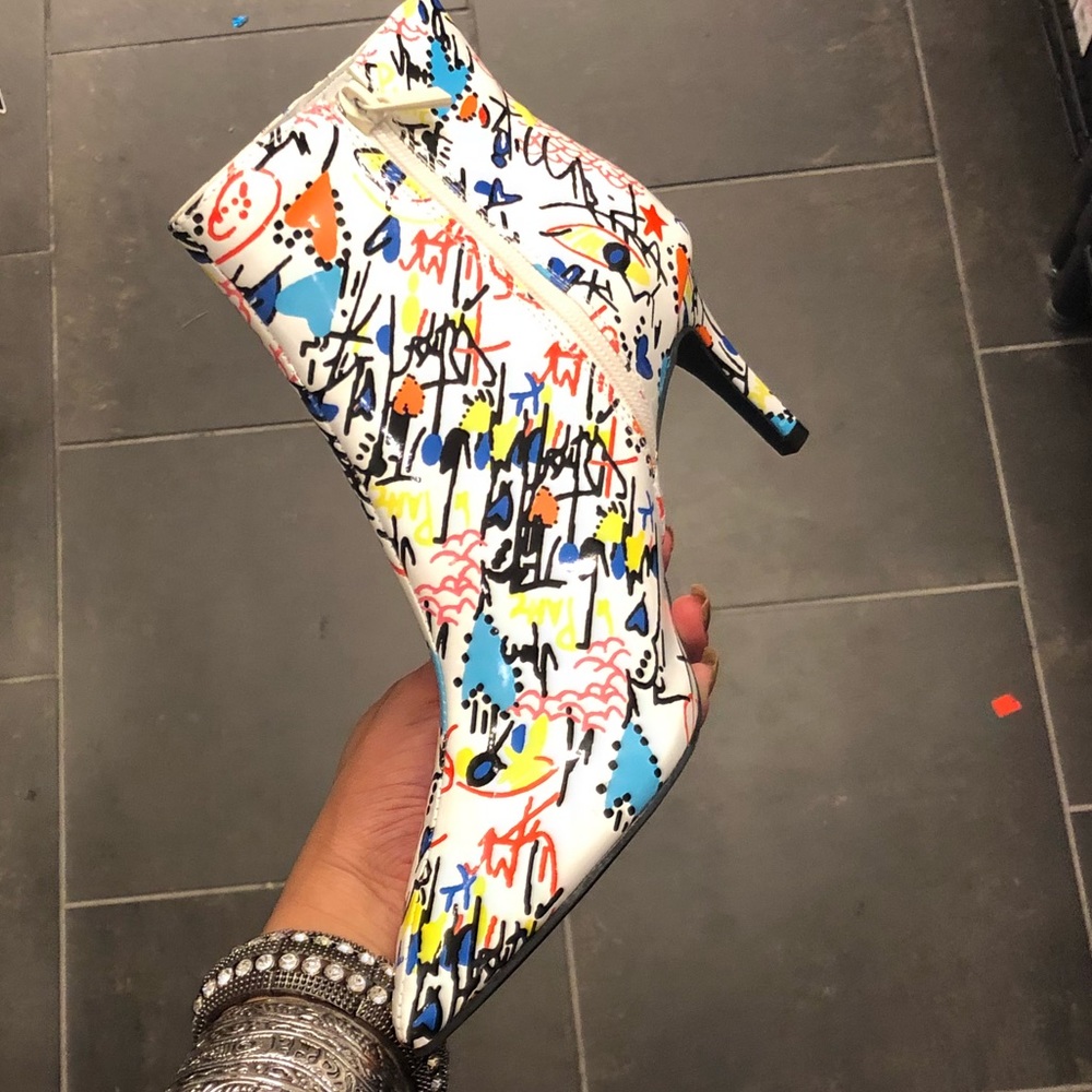 NWT - Art Basel Low Art Graphic Heels - Picture 4 of 5